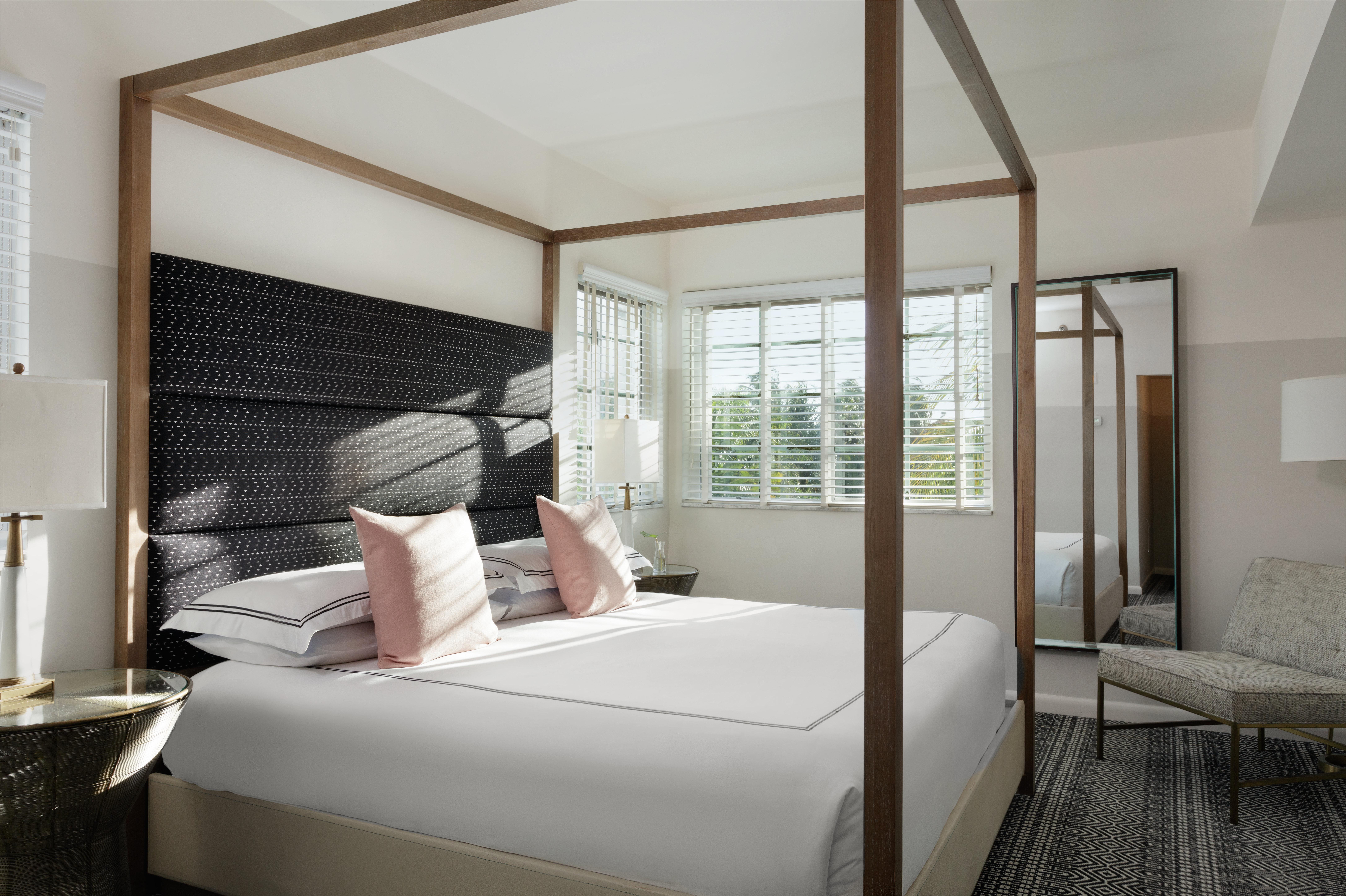 Kimpton Surfcomber Hotel By Ihg Miami Beach Exteriör bild