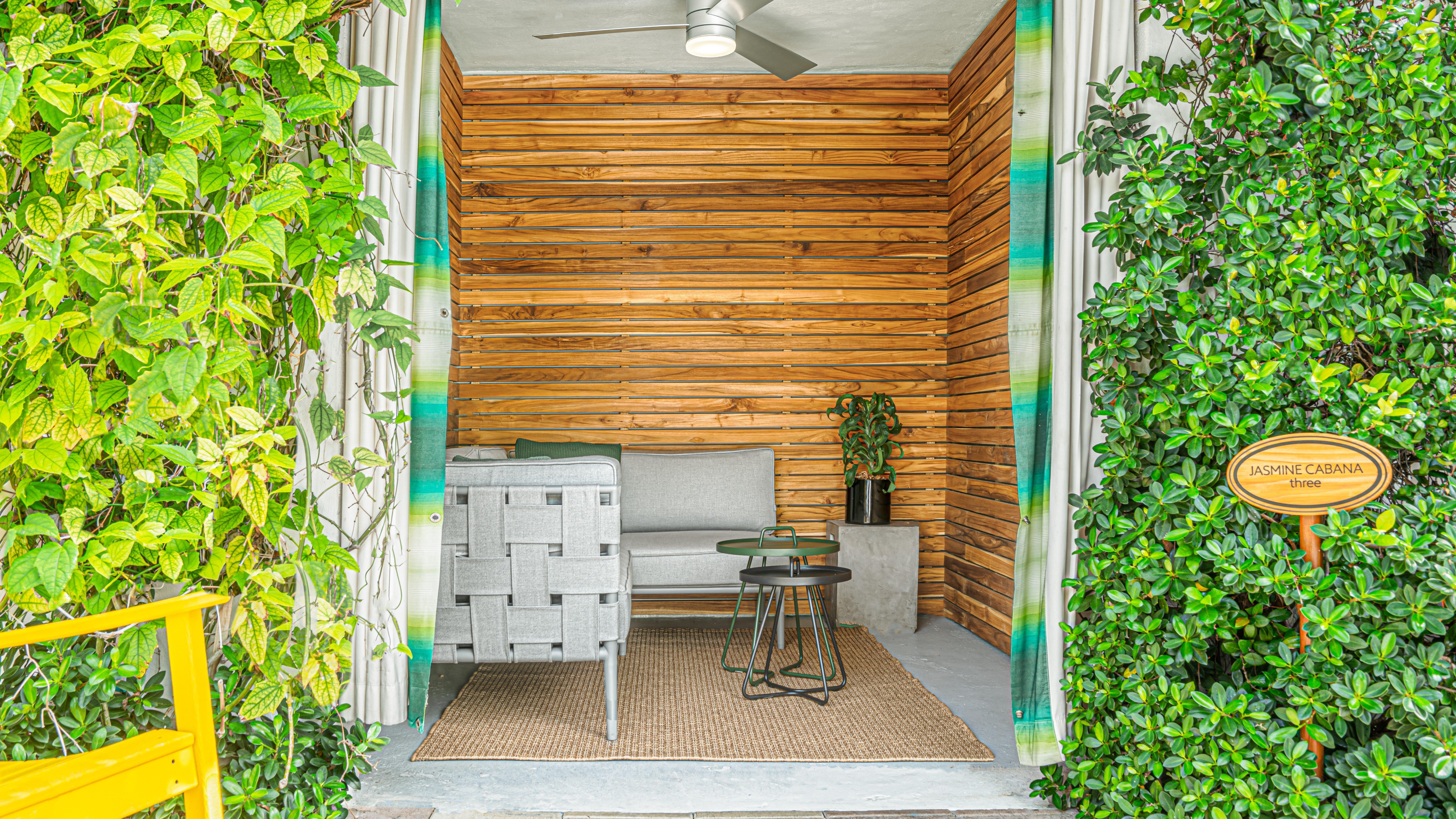 Kimpton Surfcomber Hotel By Ihg Miami Beach Exteriör bild