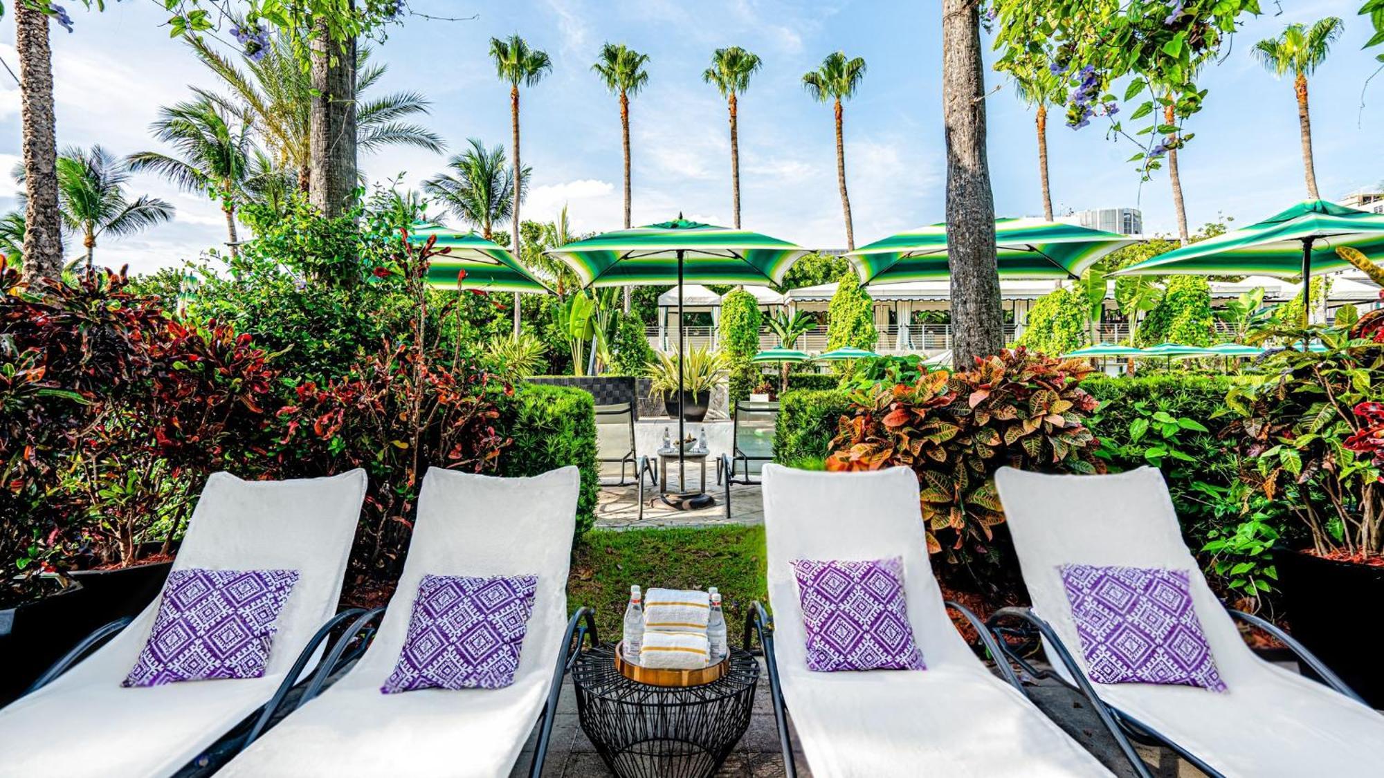 Kimpton Surfcomber Hotel By Ihg Miami Beach Exteriör bild