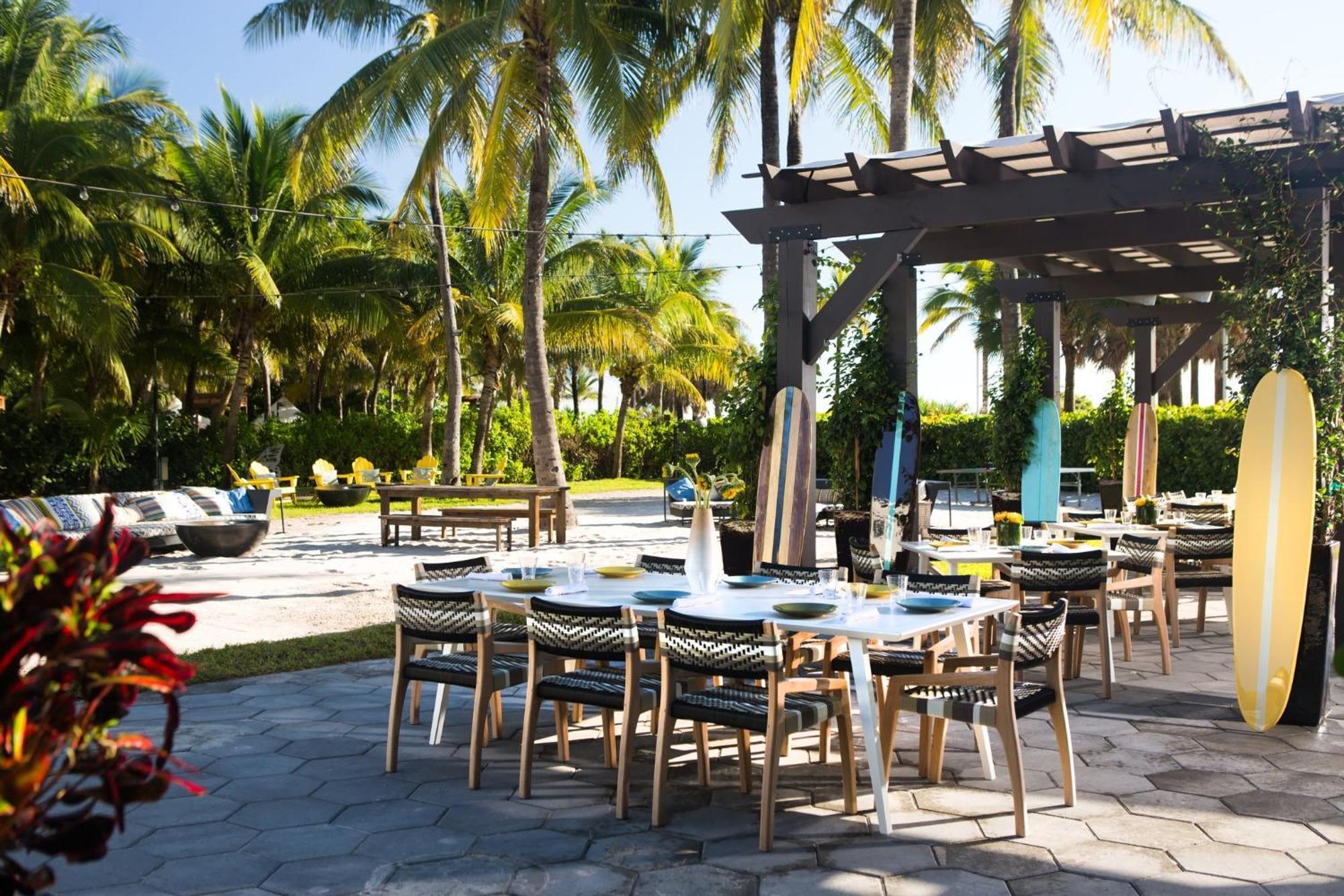 Kimpton Surfcomber Hotel By Ihg Miami Beach Exteriör bild