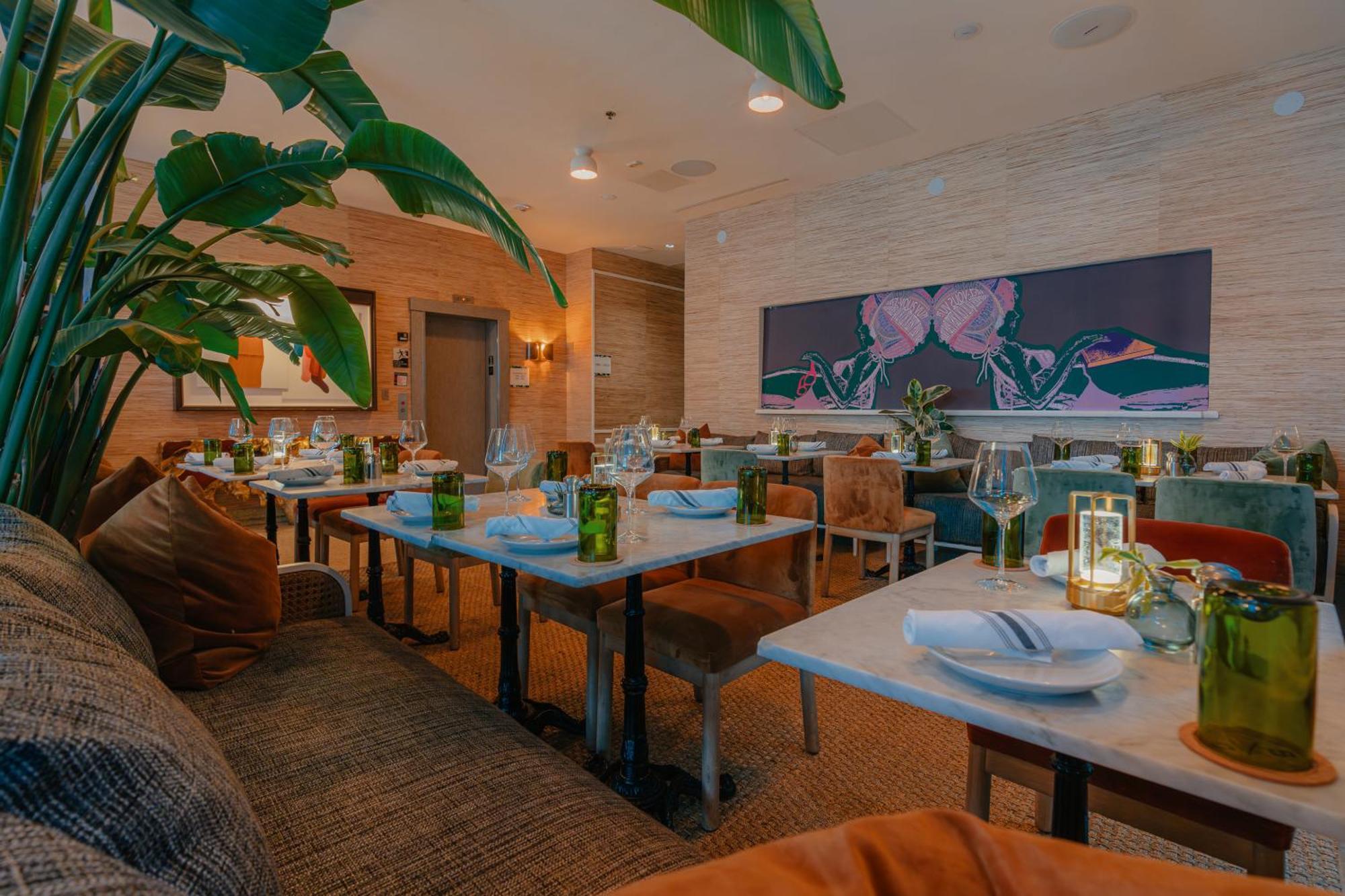 Kimpton Surfcomber Hotel By Ihg Miami Beach Exteriör bild